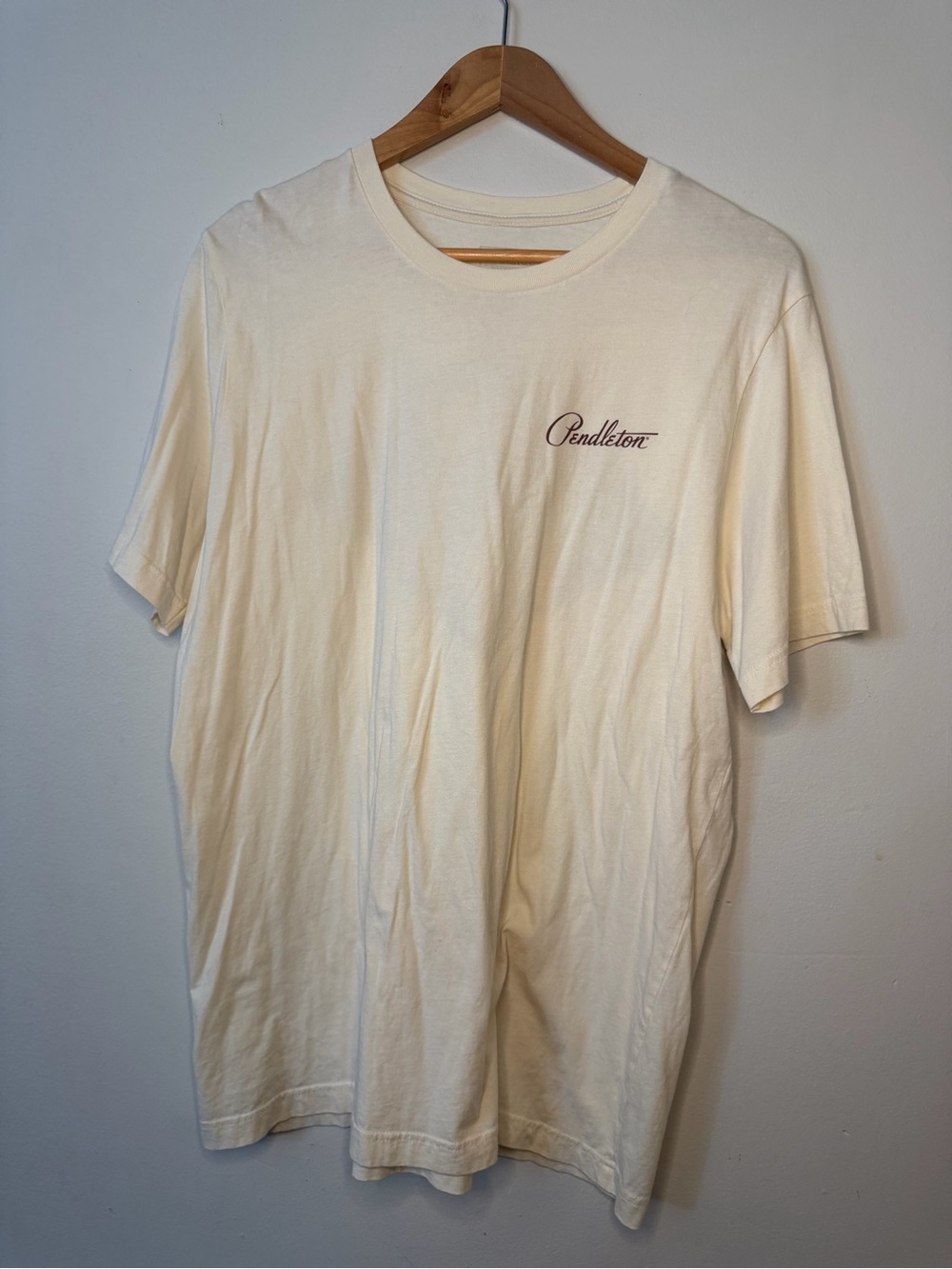 Pendleton Men’s XL Ivory Graphic T Shirt Southwestern Geometric Back Print